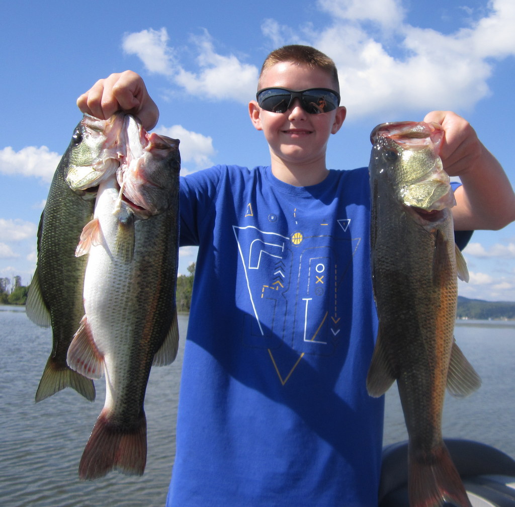 Fishing Report, Lake Guntersville 10216 Alabama Bass